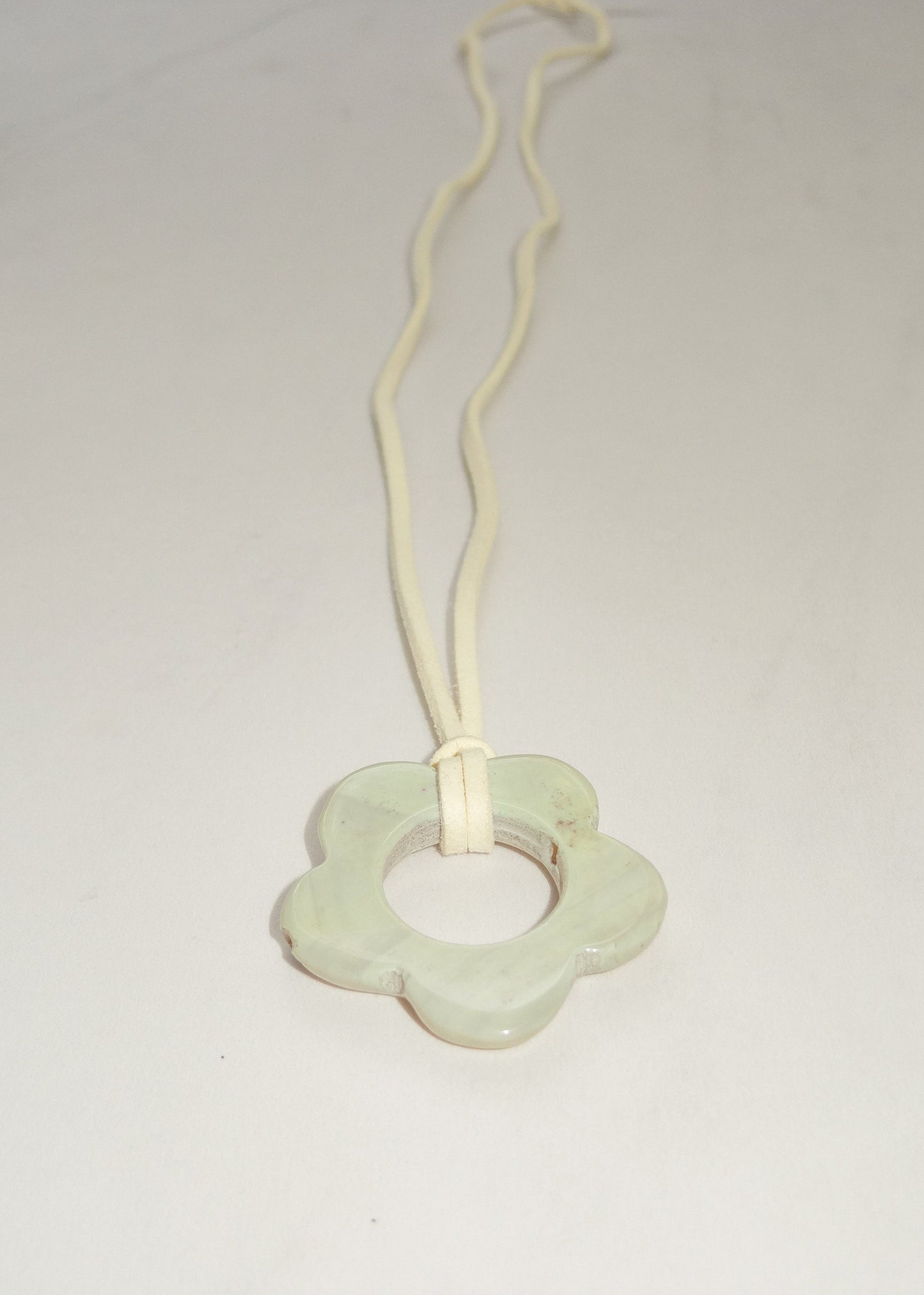 Collar Flower Blanco
