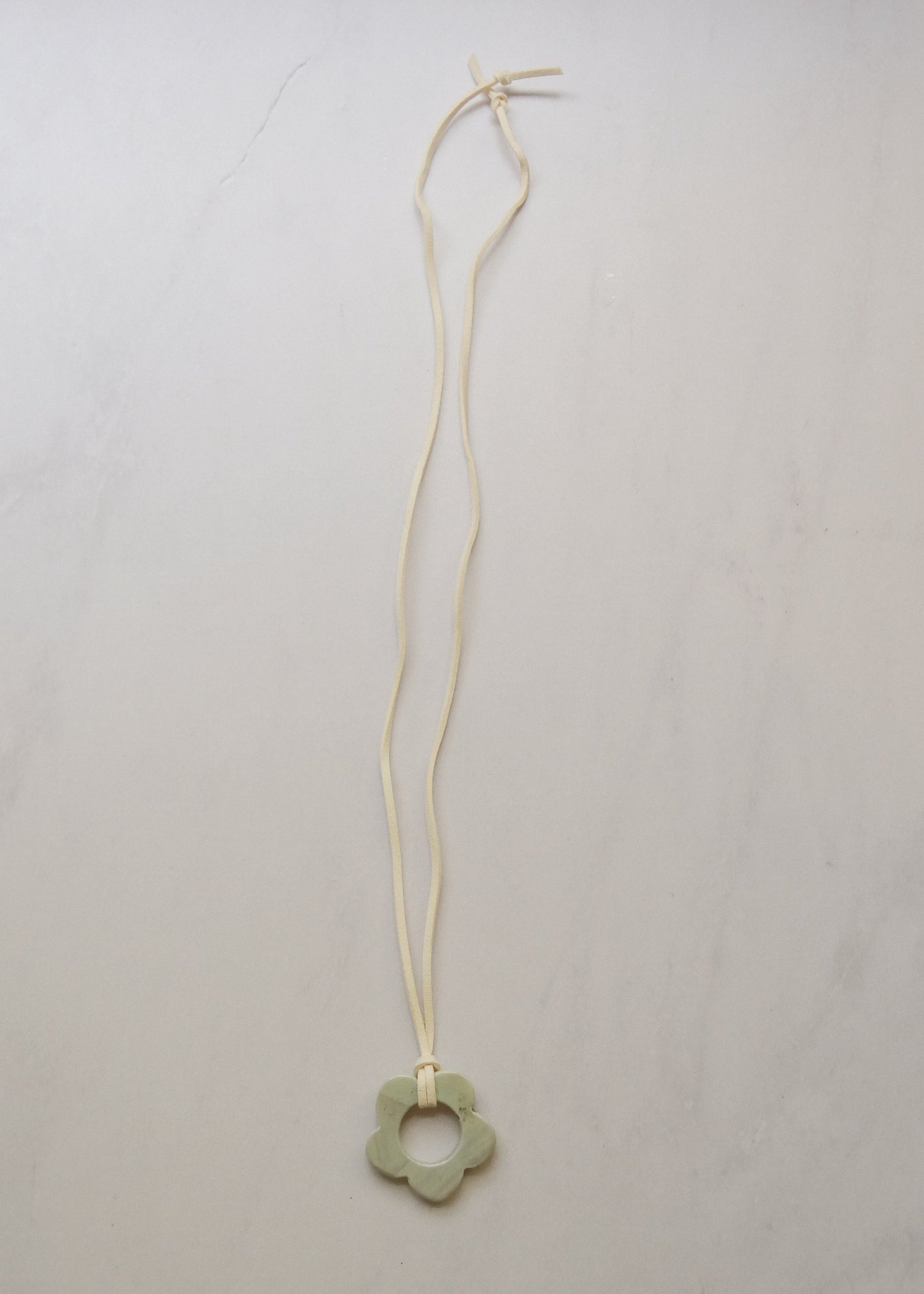 Collar Flower Blanco