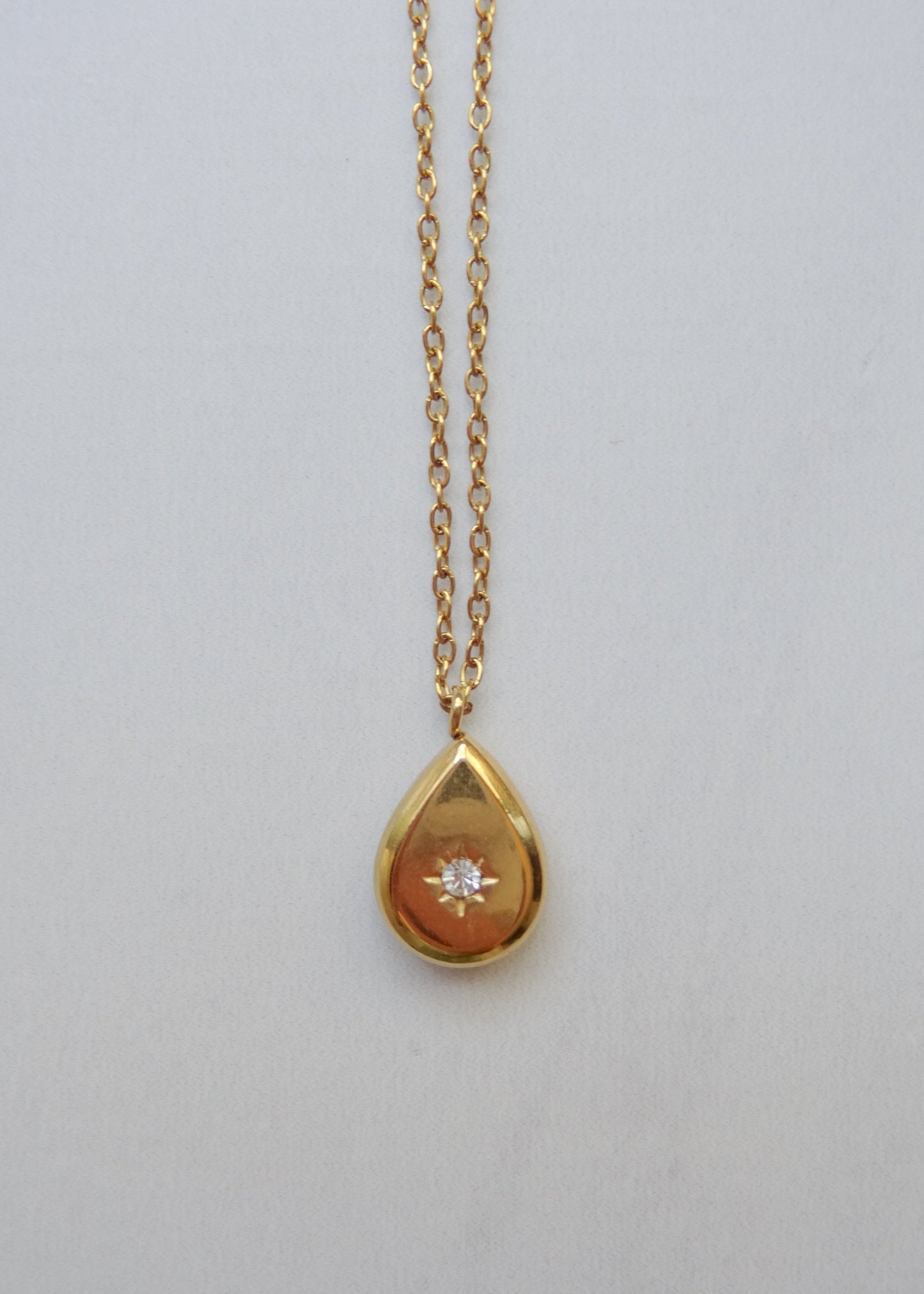 Collar Aura Gota