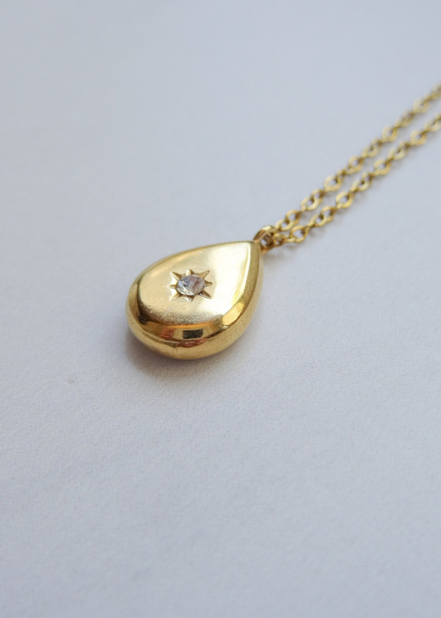 Collar Aura Gota