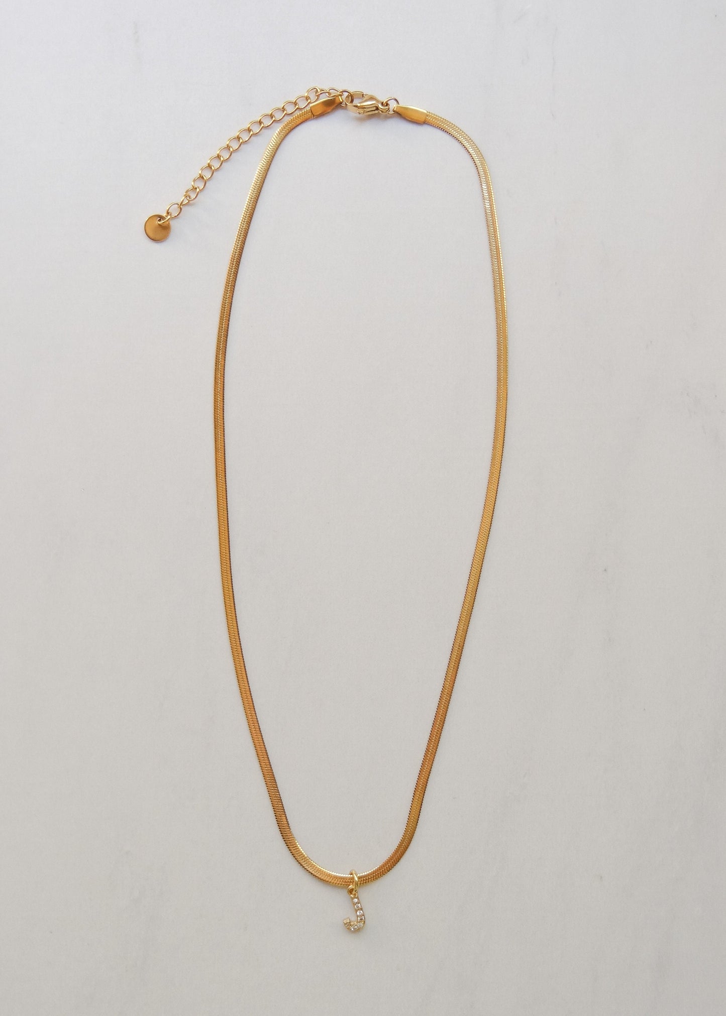 Collar Letter J