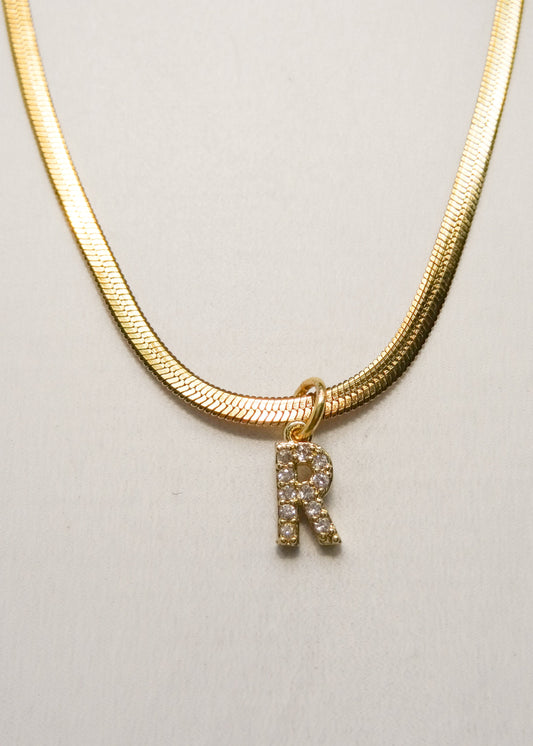 Collar Letter R