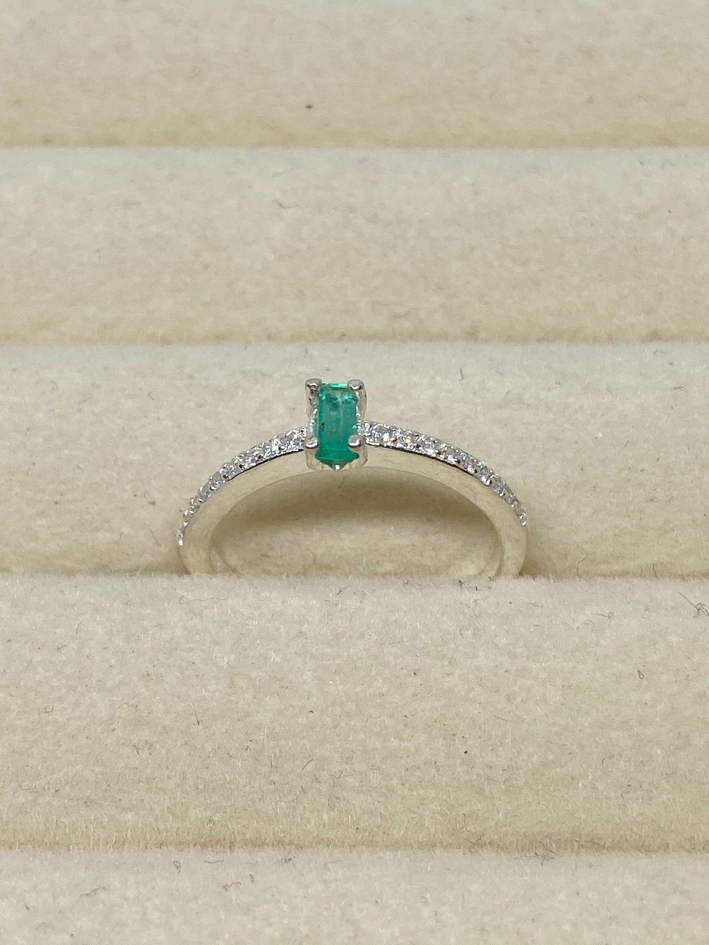 Anillo Liria
